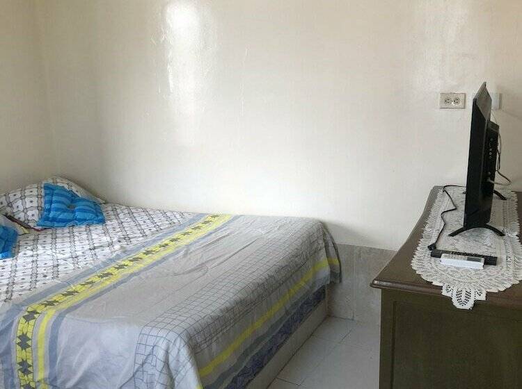 בית מלון כפרי Costa Caribe Inn