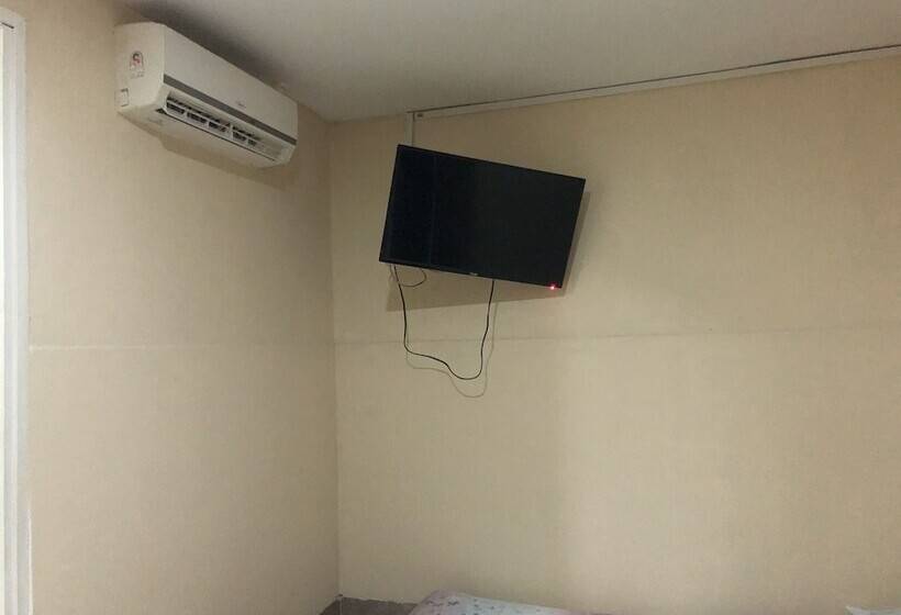 בית מלון כפרי Costa Caribe Inn