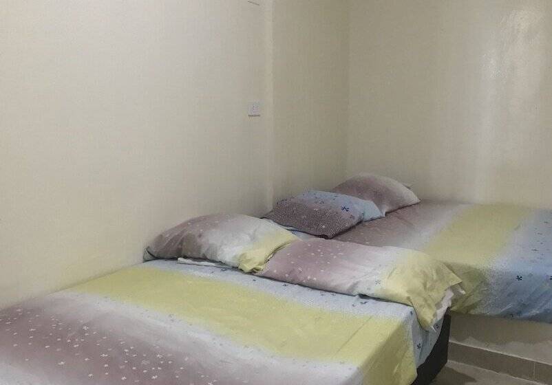 בית מלון כפרי Costa Caribe Inn