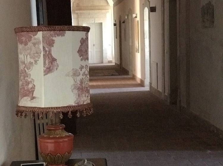 Отель Eremo Madonna Delle Grazie