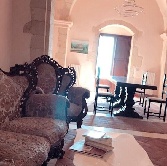 Отель Eremo Madonna Delle Grazie