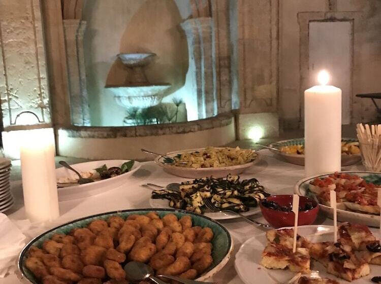 Отель Eremo Madonna Delle Grazie