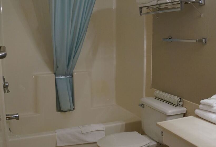 فندق Fort Randall Casino