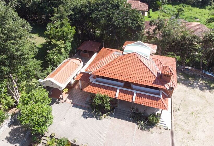 Отель Garden House