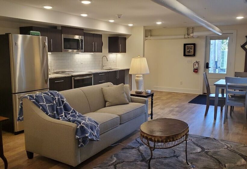 酒店 Governor S Mansion Inn