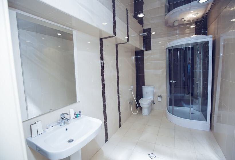 هتل Goy Gol Lake Resort