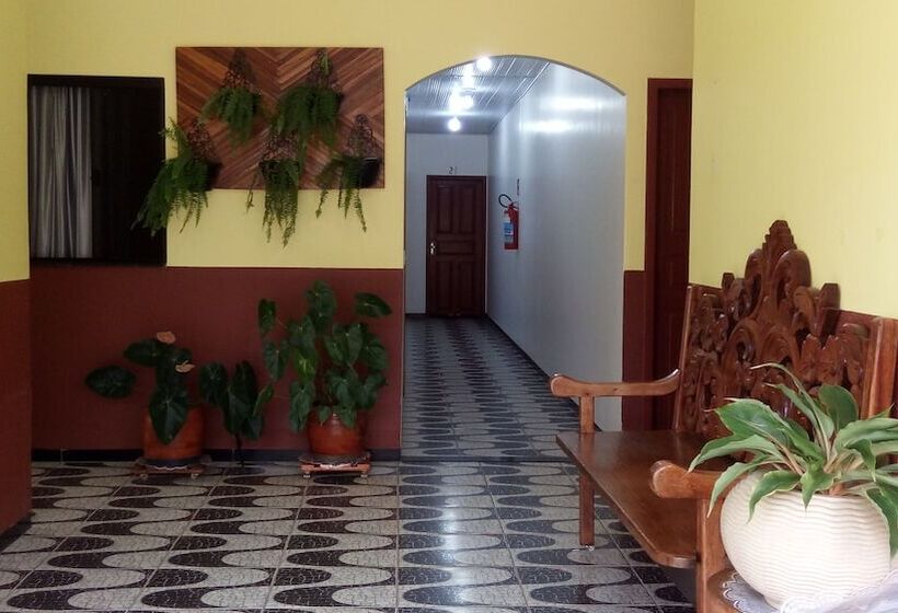 בית מלון כפרי Greenville