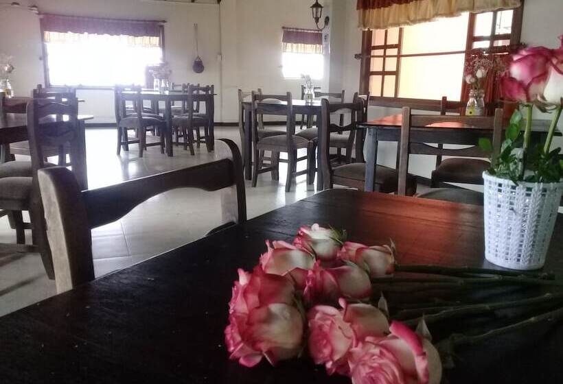 فندق Hostería El Tisaleño