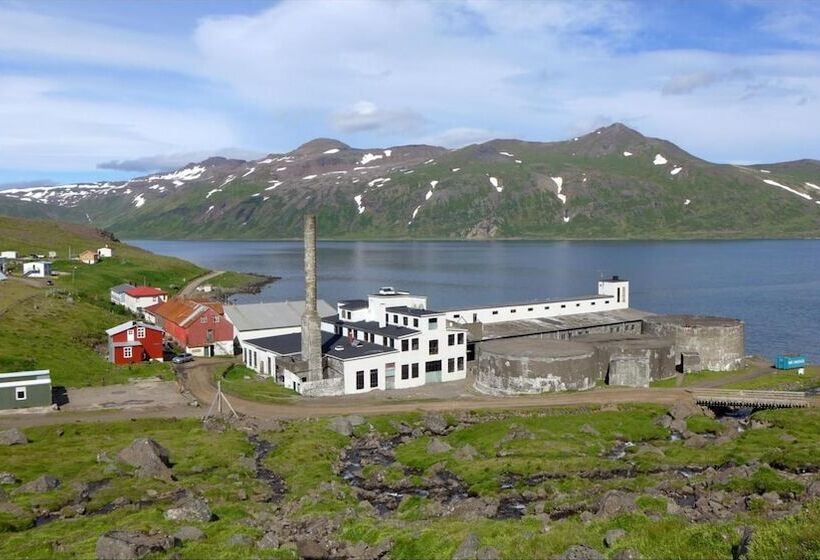 هتل Hótel Djúpavík