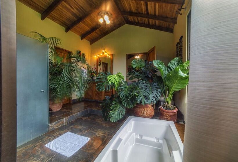 فندق La Finca Lodge