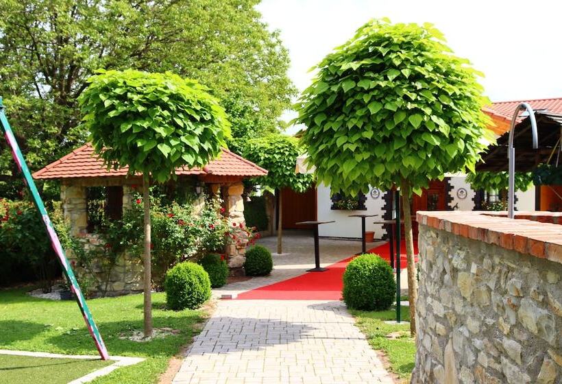 Отель Land Steakhaus Bürger