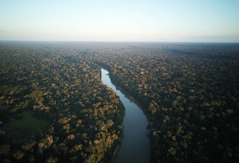 هتل Las Piedras Amazon Center