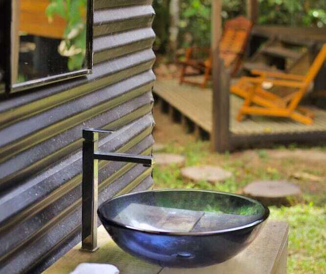 هتل Las Piedras Amazon Center