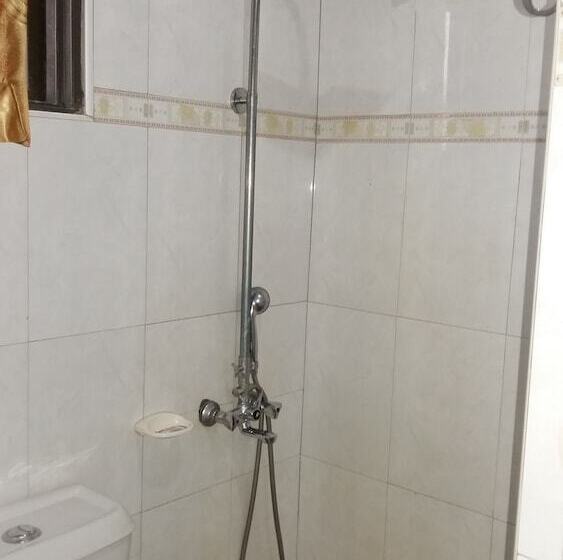 فندق Leisure Park International