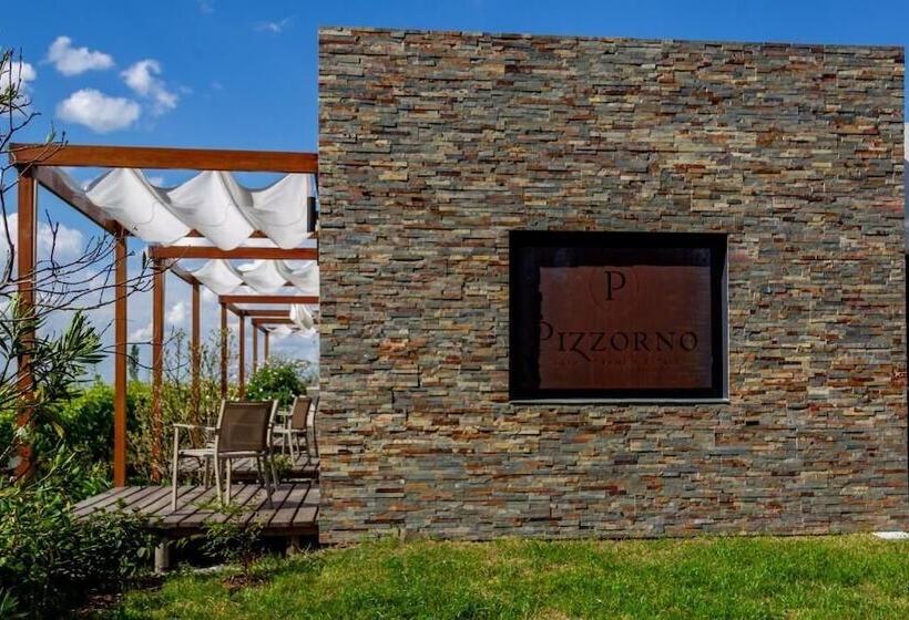فندق Pizzorno Lodge & Wine