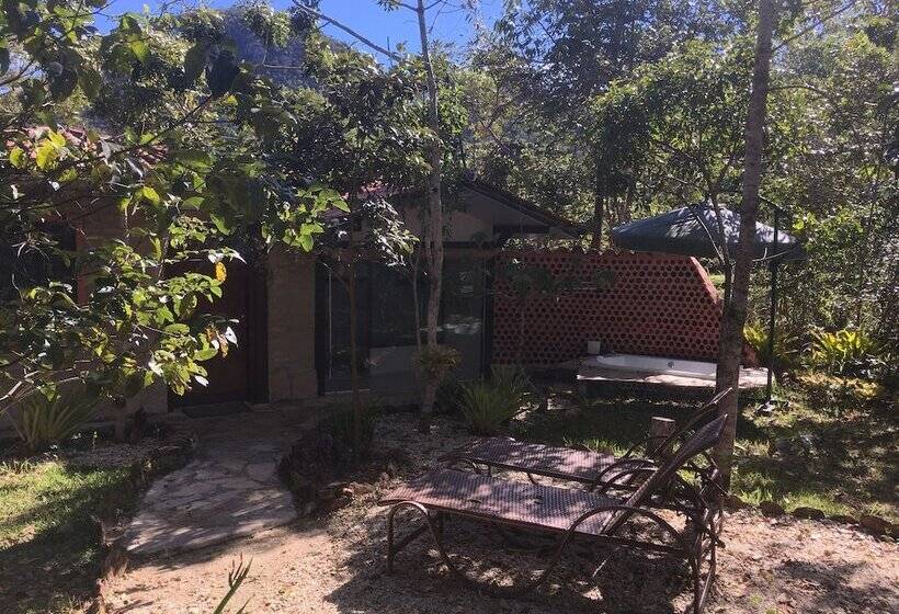 Отель Pousada Vale Das Araras