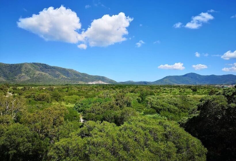 هتل Rivland Resort