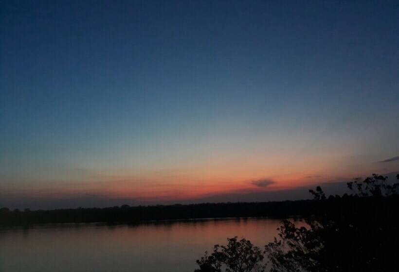 בית מלון כפרי San Pedro Plaza