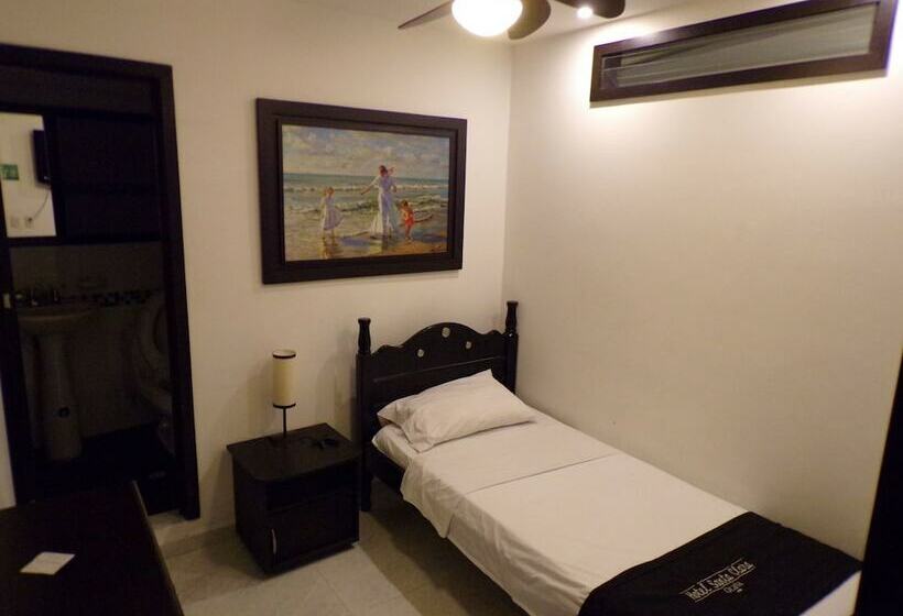 هتل Santa Clara Ocaña