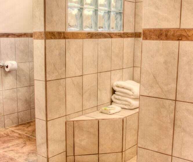 ホテル Seaglass Cottage 1st Level