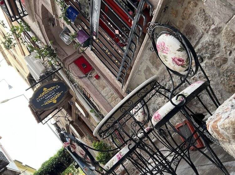 호텔 şekercigiller