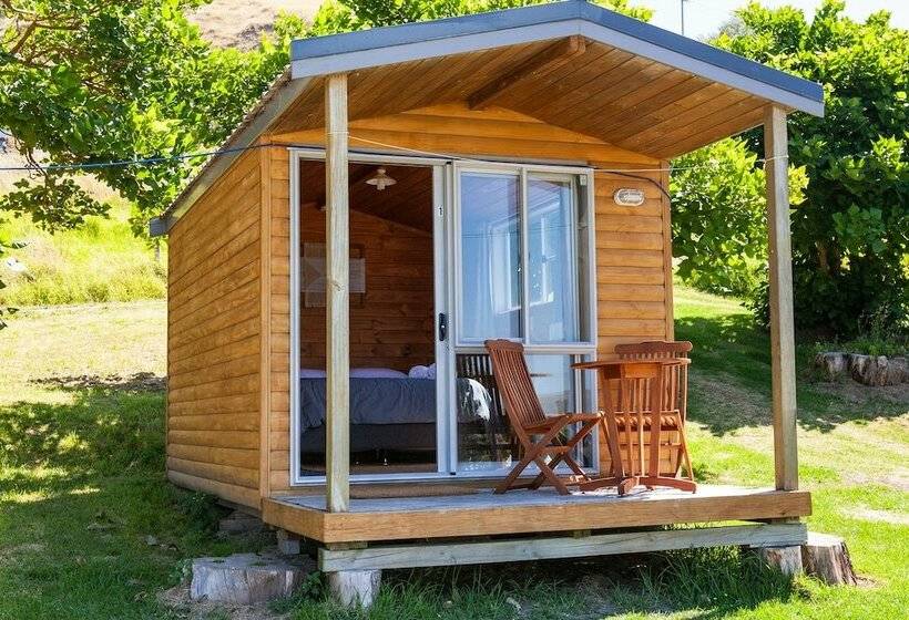 هتل Tatapouri Bay