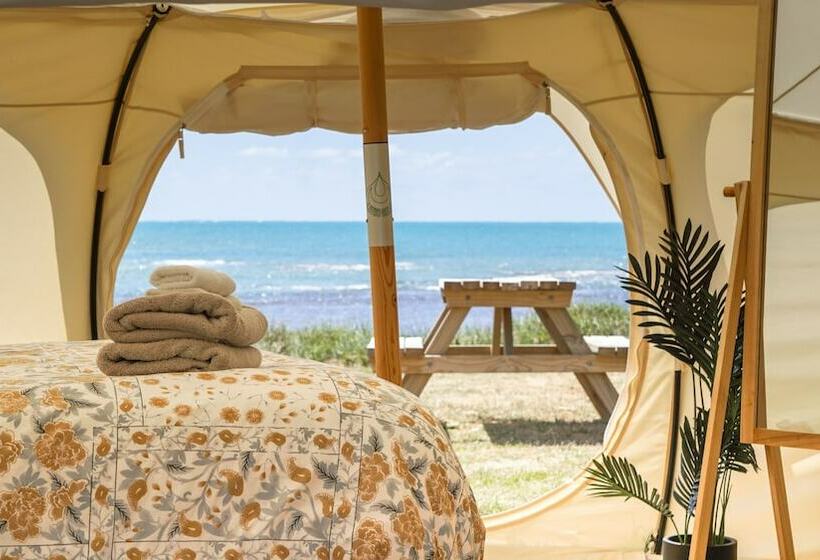 هتل Tatapouri Bay