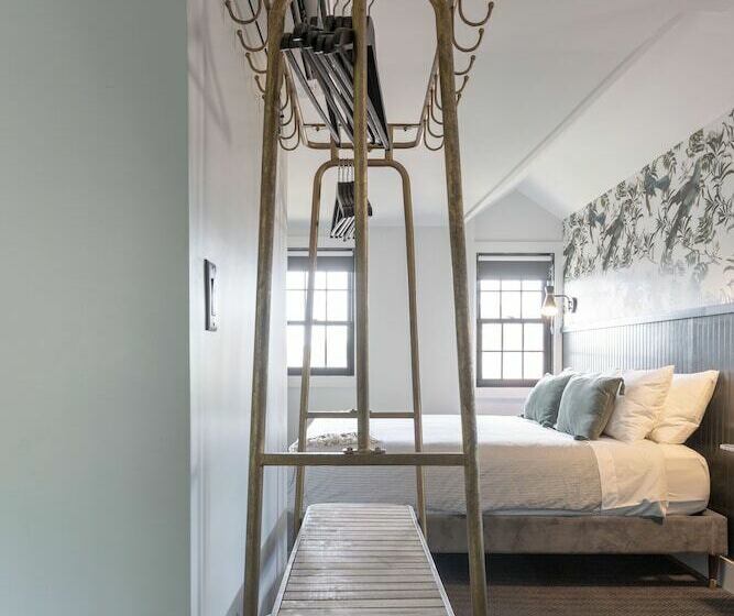 فندق The Inn Downtown: A Boutique Apartment