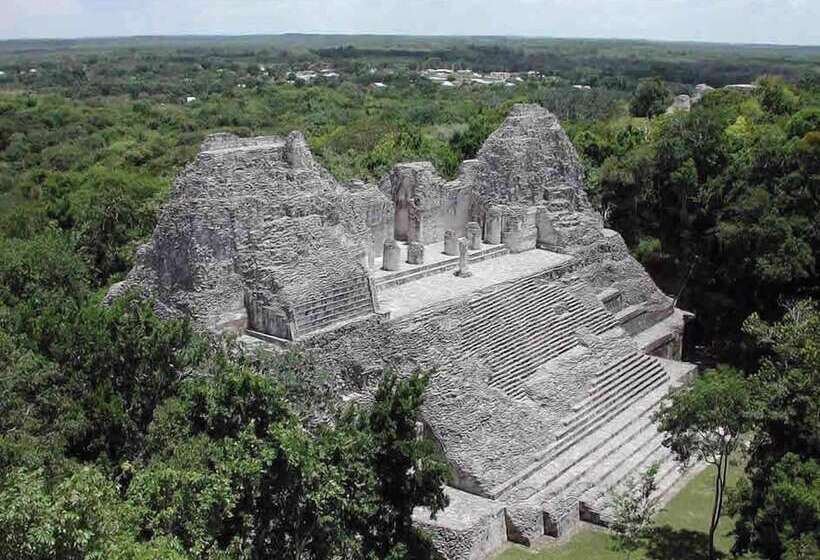 هتل Villa Calakmul