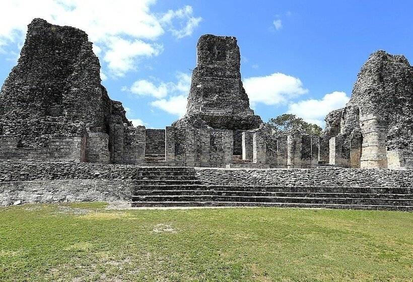 هتل Villa Calakmul