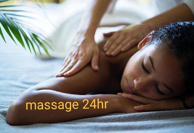 فندق Villa Catalina Leisure Resort