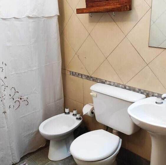 בית מלון כפרי Village Del Sol