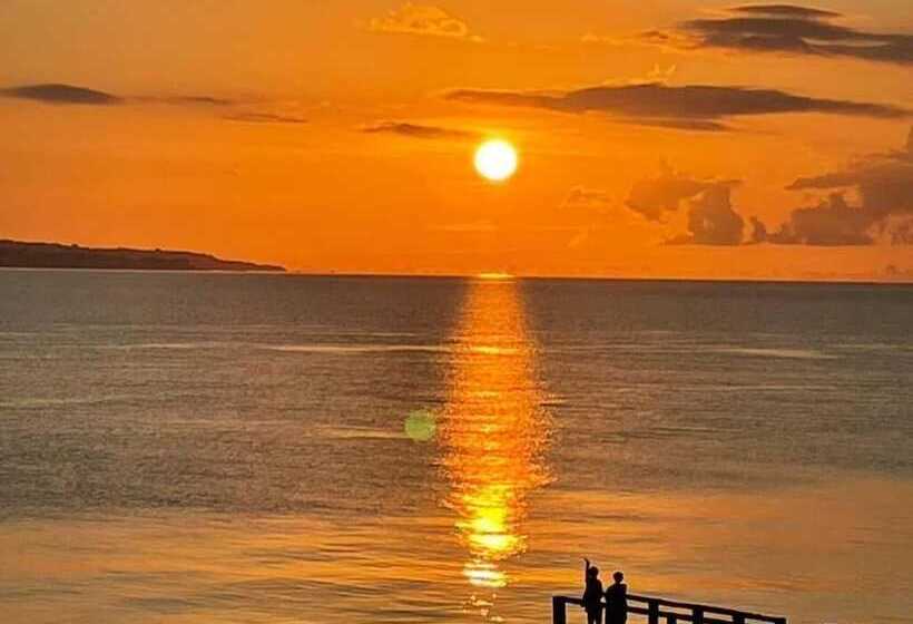 هتل Wuthering Heights Bed And Breakfast