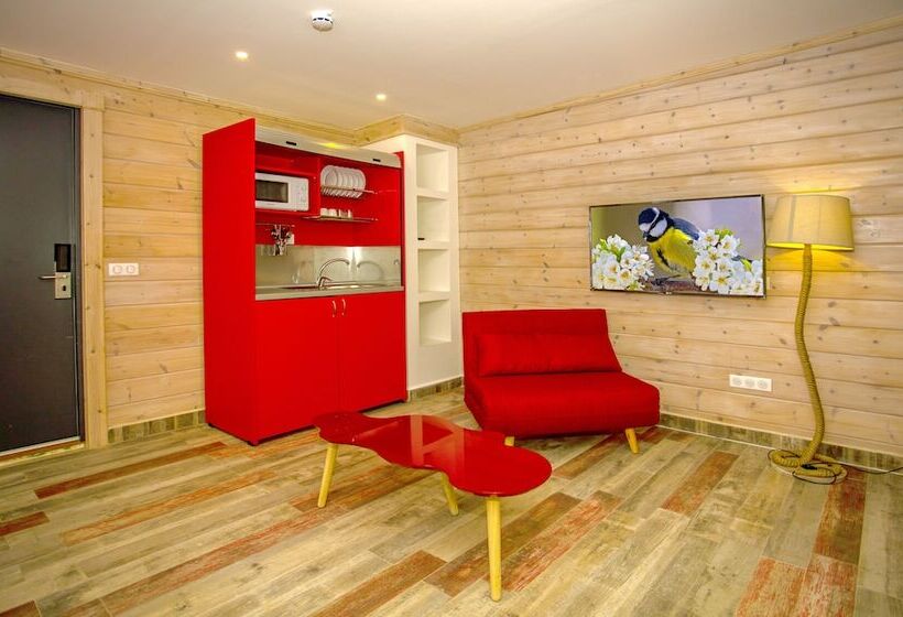 هتل Zina Beach Resort & Spa