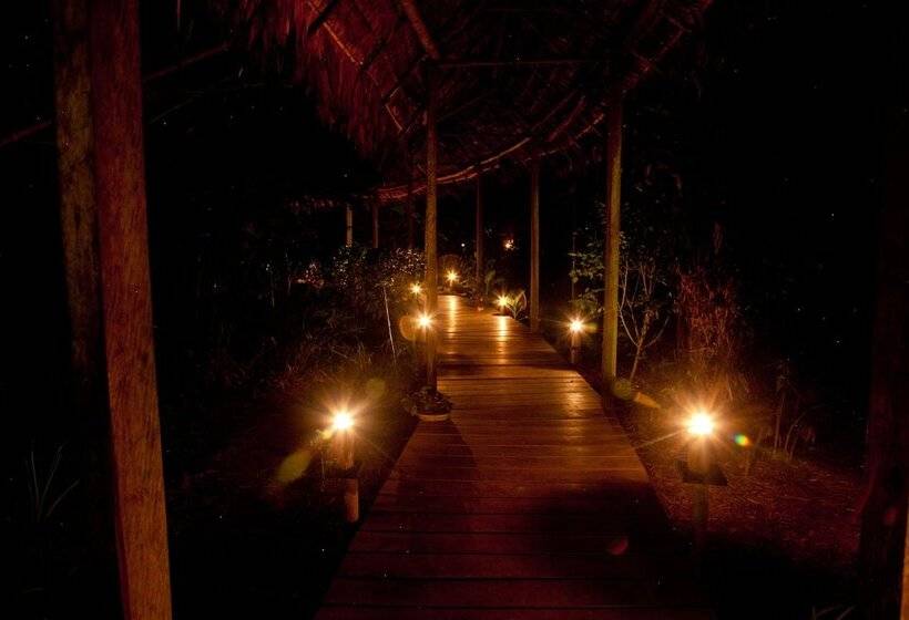 Inotawa Expeditions Amazon House Hostel