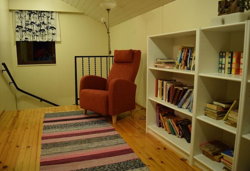 بنسيون Alanteen Matkailutila