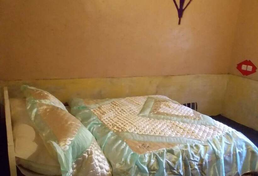 פנסיון Auberge Amazir