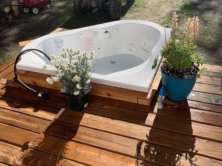 بنسيون Aurorian Nights Resort