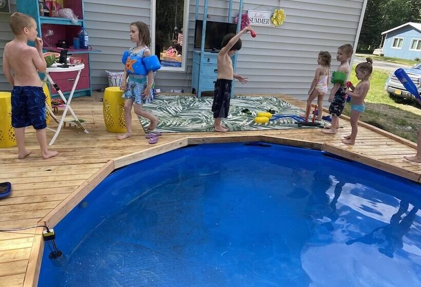 بنسيون Aurorian Nights Resort