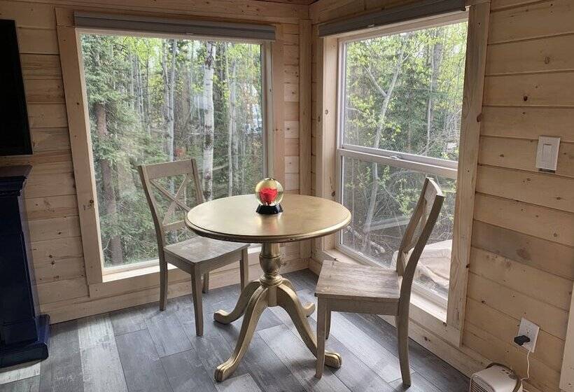 بنسيون Aurorian Nights Resort