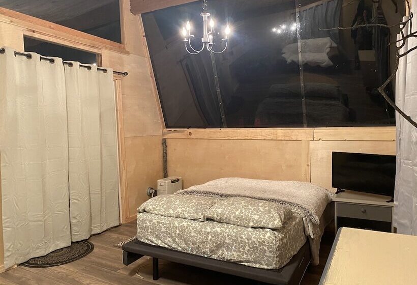 بنسيون Aurorian Nights Resort