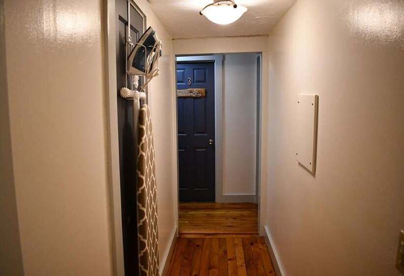 펜션 Brook Road Inn