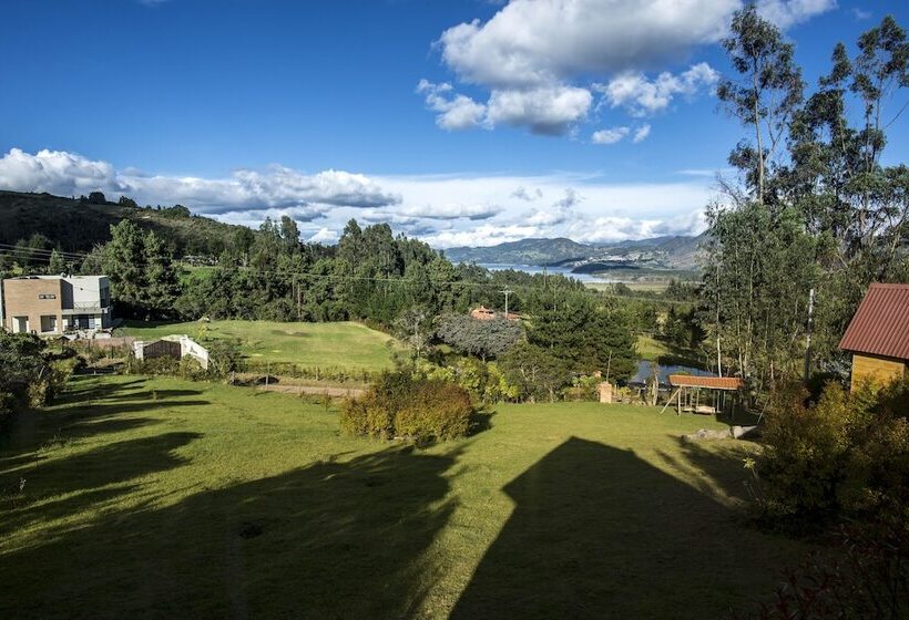 بنسيون Cabañas Villa Helena