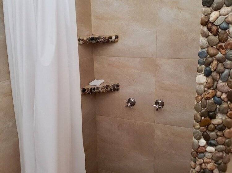 پانسیون Casa Ayangue