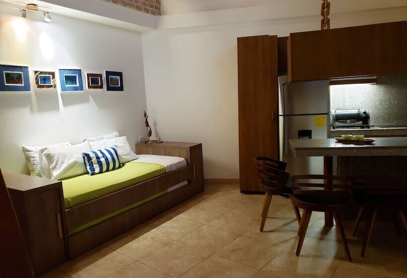 پانسیون Casa Ayangue