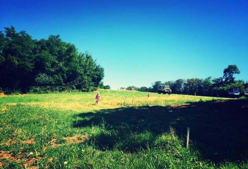 ペンション Chambres D Hôtes La Ferme De Montard