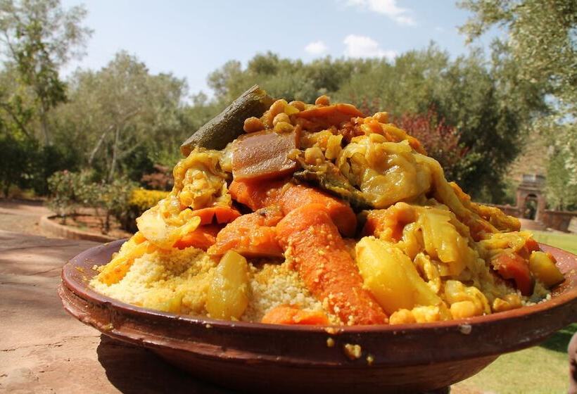 پانسیون Ecolodge Tamount