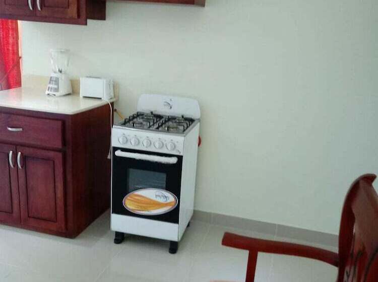 膳宿费 Edificio Cinda Foundation