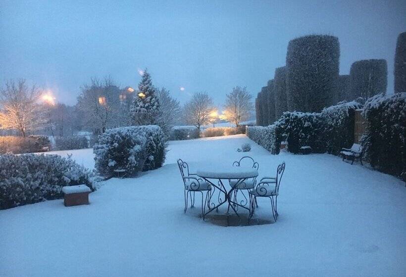 بنسيون Les Templiers