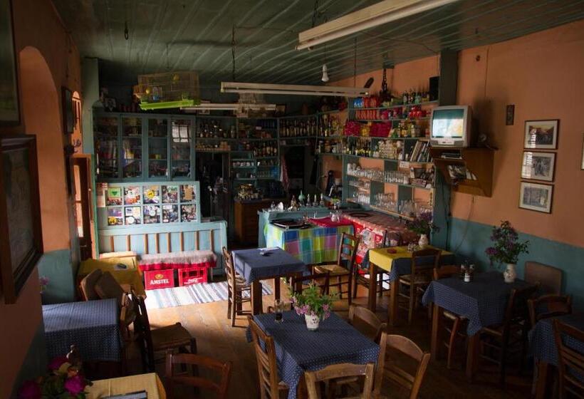 펜션 Napoleon Zaglis Guesthouse